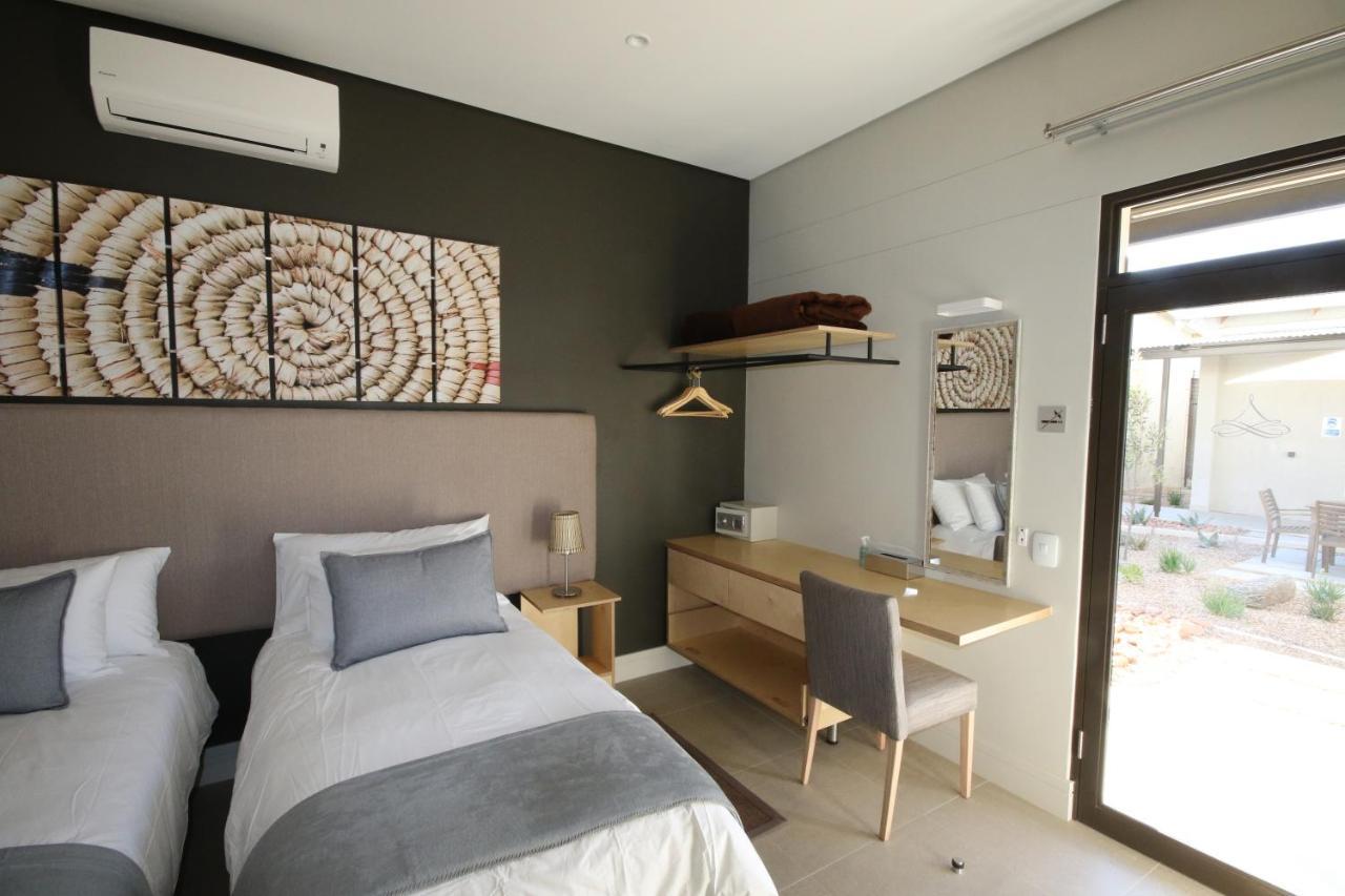 The Elegant Guesthouse Windhoek Exterior foto